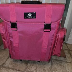 Stilazzi Pink Rolling Makeup Case